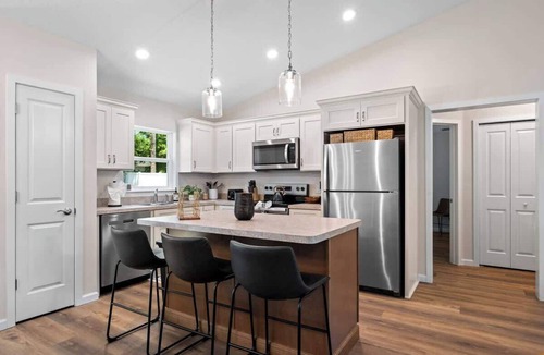 Fellowship House | Family 3-Bedroom Retreat in Ocala, 10 Min to WEC!