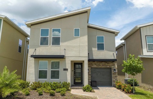 Kissimmee House | Family 6BR Resort Home w/Private Pool, Hot Tub & Themed Rooms – Near Disney
