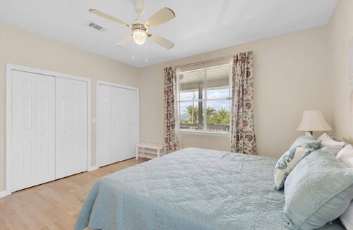 Toilla Segunda House | Family Beach neighborhood - 4br/3ba - sound access, awesome outside space!
