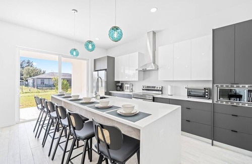 Mariner House | Family - Frendly - 3-bedroom - 1 office house in gorgeous Cape Coral