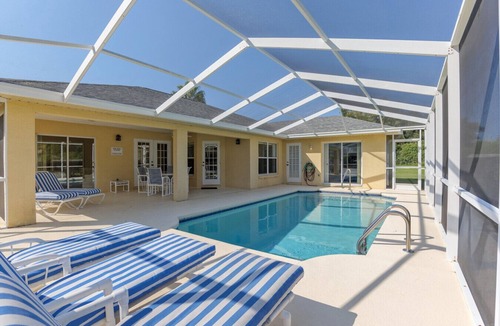 Inverness House | Family-Friendly 4-Bedroom poolhome Near Withlacoochee State Trail