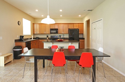 Crystal Cove House | Family-friendly 4 Bedroom Home near Walt Disney World