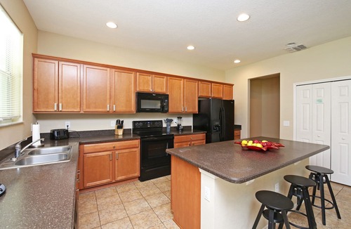 Crystal Cove House | Family-friendly 4 Bedroom Home near Walt Disney World