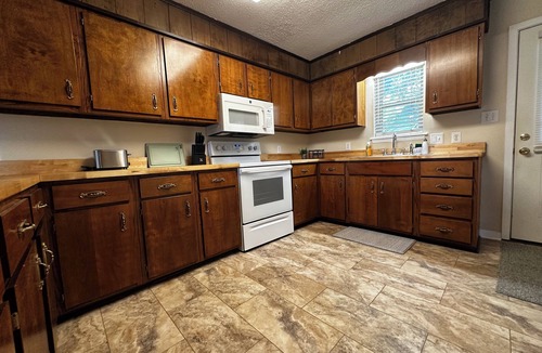 Ono Island House | Family-Friendly 4BR Getaway Close to Beaches, Fairhope & Fishing