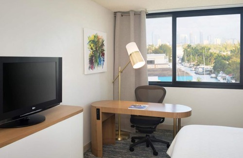 Seybold Hotel | Family & Friends Getaway! 3 Beautiful Units, Pool, Close to Downtown Miami!