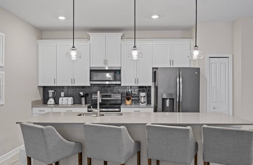 Kissimmee House | Family Getaway: 4-Bed Townhome with Private Pool, Water Park. Near Disney!