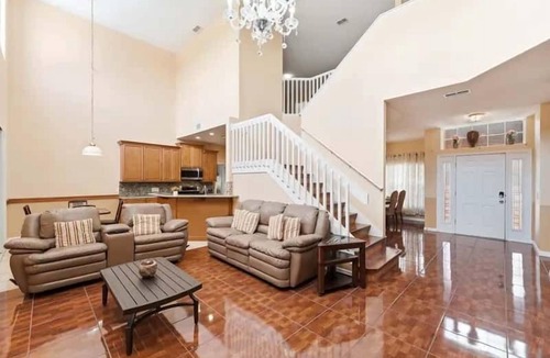Crescent Lakes House | Family Home with Private Pool Near Disney
