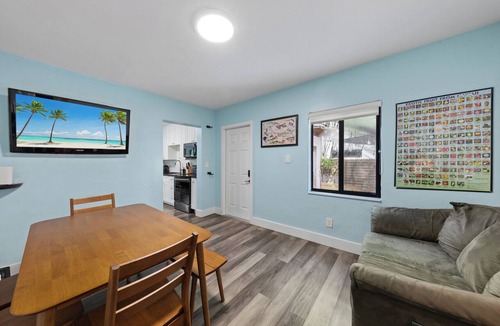 Southwest Coconut Grove House | Fantastic 3-bedroom house with AC in vibrant Miami
