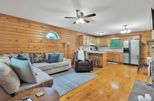 Double Springs House | Fawn Hideaway: 3 BR, 2 BA House in Double Springs, Sleeps 9
