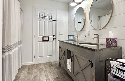 San Carlos Park Apartment | Fernweh Loft: private suite, beaches 25min, fast Wi-Fi