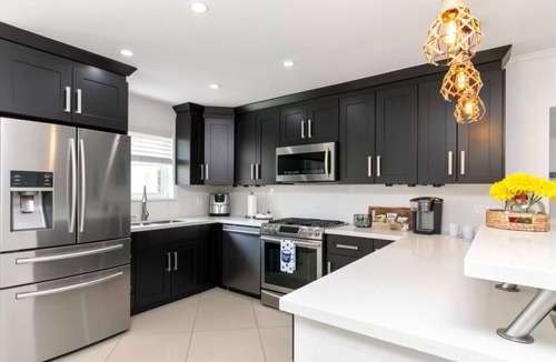 Driftwood House | FIFA 2026 Near HardRock Stadiums 3B Pool Home King Bed Grill Ping Pong