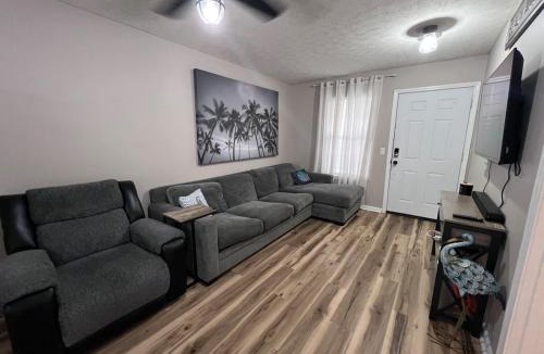 The Pines Apartment | First Cast