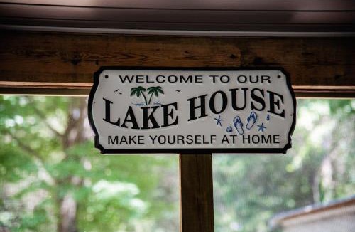Groveoak House | Fisherman's Countryside Escape