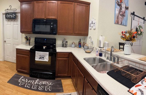 Winter Haven House | Florida Chill Sunshine by Day, Fire Pit Nights — 3BR with AC in Winter Haven