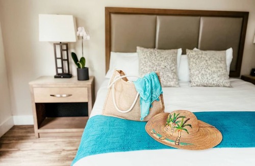 Key Largo Hotel | Florida Island Vacation w/Pool & Free Parking | Short Drive to Dolphins Plus!