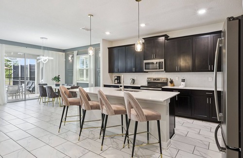 Davenport House | Four Corners luxury home with WATER PARK and BBQ