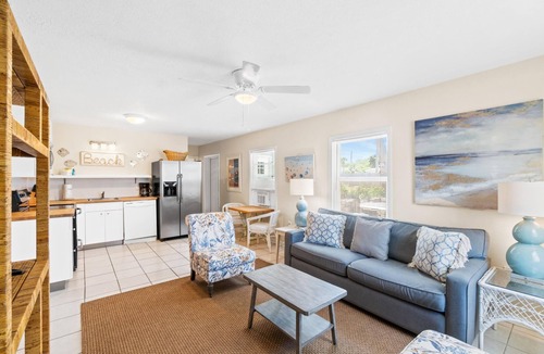 Laguna Beach Estates Cottage | Free Activities Daily - 800ft to the Beach! Family Fav, Free Activities Incl