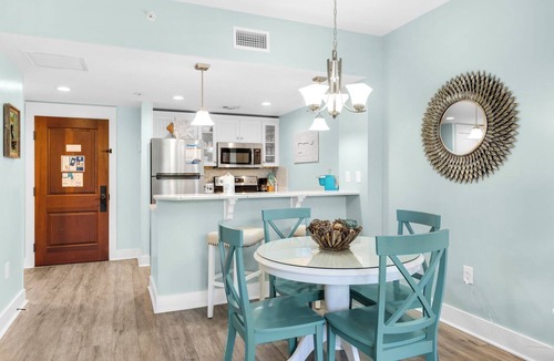 Baytowne Wharf Condo | Free Resort Tram 🚌 Pool & Hot Tub – Sandestin Pilot House 506