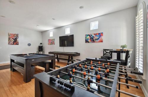 Sun Bay South House | Game Room House, Sleeps 12, Near Everything Tampa