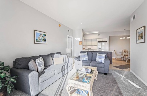 Iona Condo | Gardens at Beachwalk Near Beaches