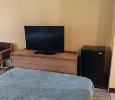 Jackson Apartment | Gated 2 Queen Beds Hotel Room 260