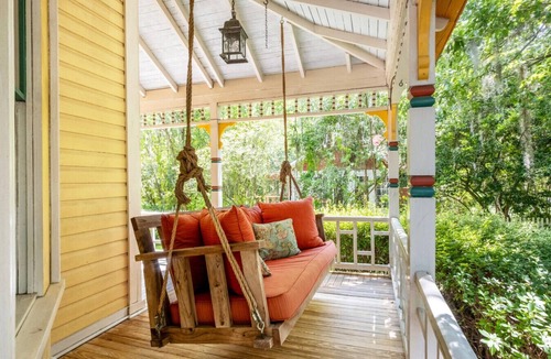 Gainesville House | GNV Downtown Estate- Sleeps 16 - Groups & Events