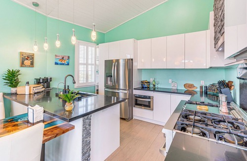 Pensacola Beach Cottage | Golf Cart + Elevator: Retreat 1 Block to Beach