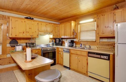 Gracewood House | Golfer's Getaway: Hephzibah Home w/Pool Access