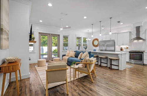 White's Gulfview House | Gone Coastal | Private Pool | 6-Seater Golf Cart | Arcade Games