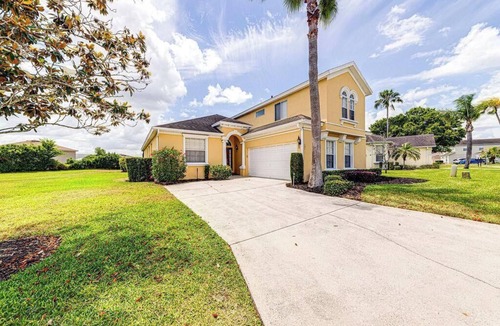 Florida Pines Villa | Gorgeous 4 Bedroom, Disney And South Facing Pool