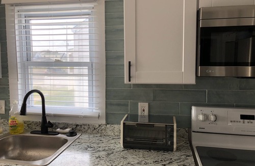 Brigantine House | GORGEOUS BEACH HOUSE, TOP LOCATION! WALK TO BEACH, ICE CREAM, EATERIES. DOGS OK