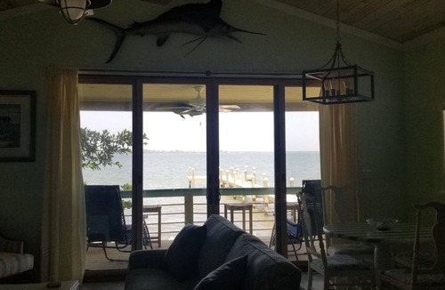 Micco Cottage | Gorgeous Riverfront Fishing Cottage in Sebastian, FL - Summer 2026 Specials