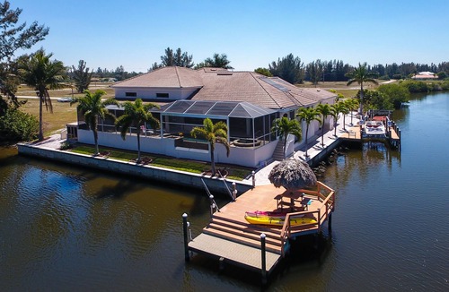 Burnt Store House | Gorgeous views w/hot tub, bikes & kayaks! Villa Laguna - SWFL Rentals