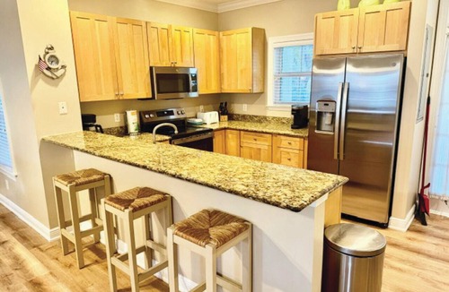 Coral Lagoon Villa | Gorgeous Waterfront 3 Bedroom Coral Lagoon Villa, Sleeps 8, with 40' Boat Slip!