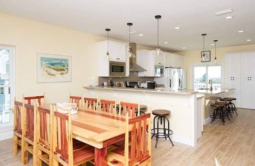 Fort Morgan House | Grace | 6BR Fort Morgan Beach Retreat | Pet-Friendly | Gulf View