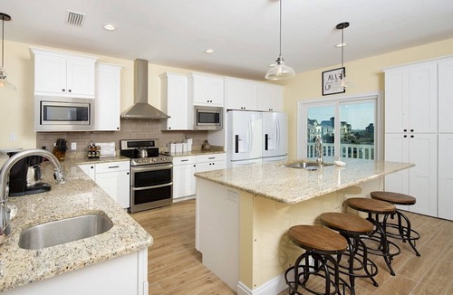 Fort Morgan House | Grace | 6BR Fort Morgan Beach Retreat | Pet-Friendly | Gulf View