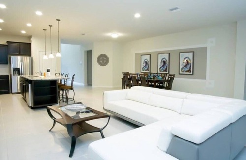 Four Corners Resort | Grand 8BDR Villa Near to Disney and Universal! Private Pool & Resort Access