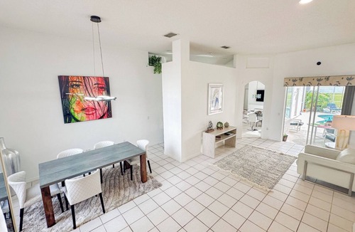 Westridge House | Grand Exclusive 4BR Grove Home near Disney