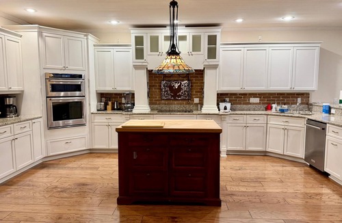 Wesley Chapel Other | Grand Farmhouse Stay: 4-BR Retreat on 7.5 Private Acres Near Epperson & Mirada