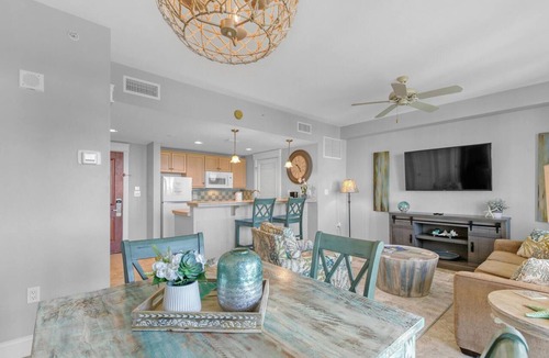 Baytowne Wharf Condo | Grand Sandestin by Baytowne Wharf Village at Sandestin Golf & Beach Resort.