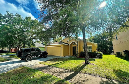Sandy Ridge House | Grand Summer Superior 5BR Pool Home near Disney