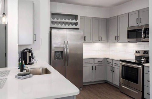 Crestline Heights Apartment | Grandview Getaway:Apartment with Amazing Amenities