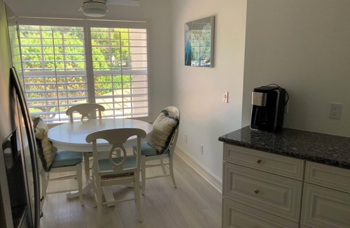 Pelican Bay Condo | Great Condo in Avalon, Pelican Bay recently available for seasonal rental