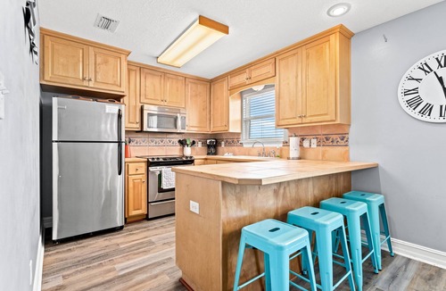 Kiska Beach House | Great location! Close to beach, HEATED pool, beach gear provided, DOG Friendly