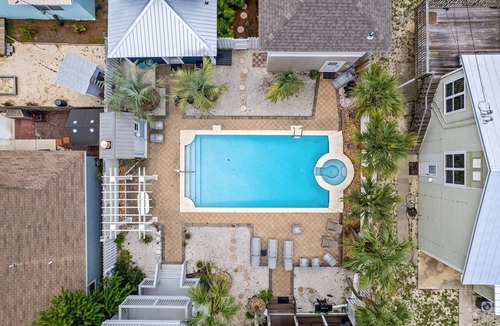 Kiska Beach House | Great location! Close to beach, HEATED pool, beach gear provided, DOG Friendly