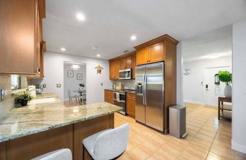 Braden River House | Green Escape · 1-Acre Private Oasis · Screened Pool · 5 Min to Lakewood Ranch