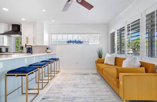 Royal Poinciana House | Group Summer Oasis With Pool and Minutes to Beach