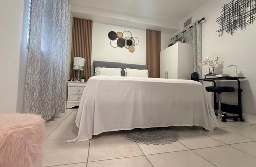Flagami House | Guest Suite w free parking at 7 min to Miami international airport