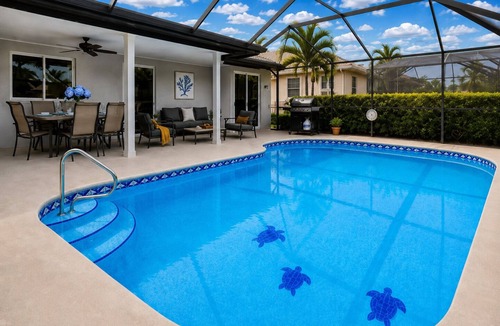 Yacht Club Villa | Gulf Coast Getaway-Pool/Beach/Dining & Excursions and minutes to Gulf of Mexico