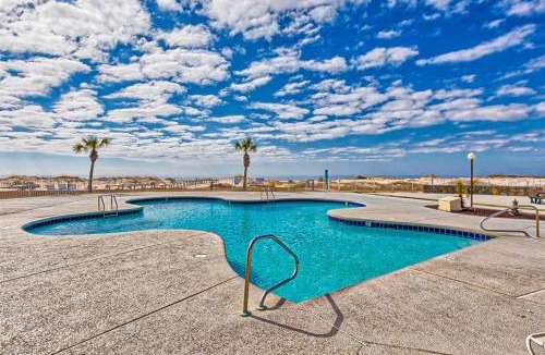 Fort Morgan House | Gulf-Facing Condo w Balcony WiFi Central AC & Resort Pools Hot Tubs Tennis